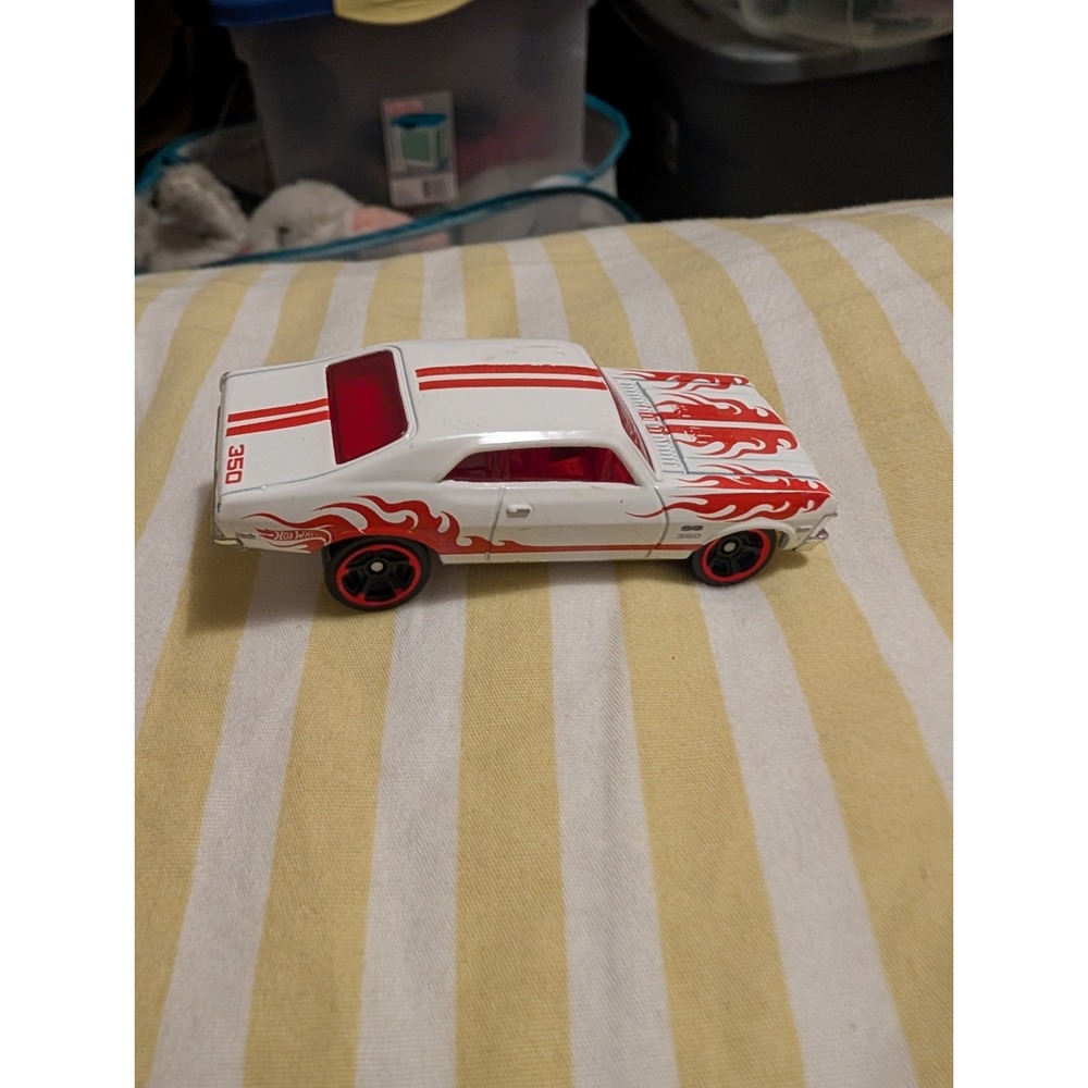 1968 350 SS Chevy Nova Red line Hot Wheels 2008 Mattel White And Red